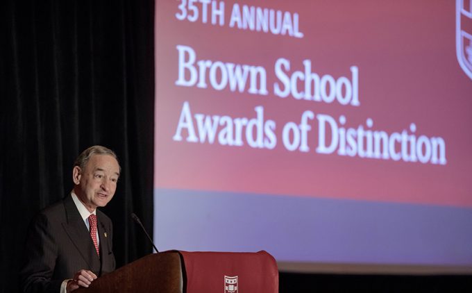 Chancellor Wrighton speaks at the Awards of Distinction